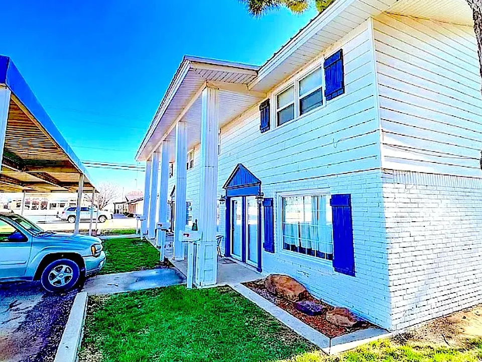Littlefield Townhomes - $499 total to move into a 2-bedroom, 1.5-bath townhome. Limited-time offer.