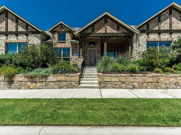 4130 Pequin Dr — Photo 36