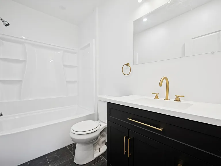 236 W Harvey St #B25 — Photo 14