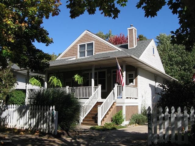 1st image of 421 Summer Grove Dr