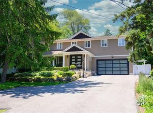 287 Macdonald Rd, Oakville, ON L6J2A6