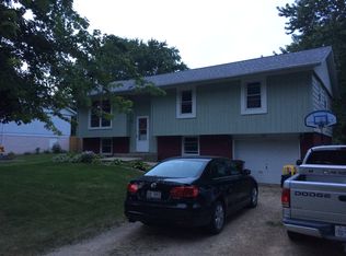 904 Virginia Ave, Lena, IL 61048