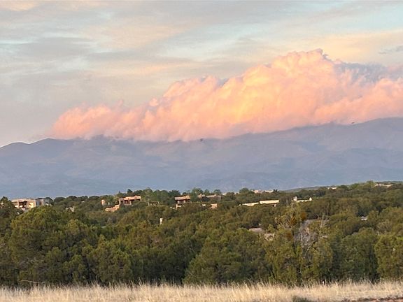 4th image of 15 E Camino Del Cielo