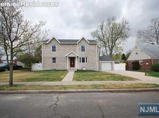 528 Ryeside Ave, New Milford, NJ 07646