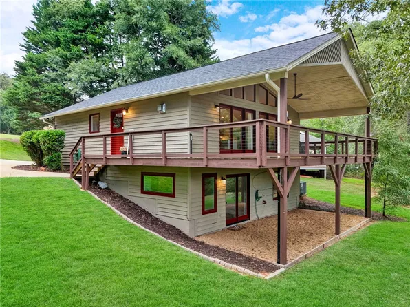 715 Twilight Ct, Seneca, SC 29672