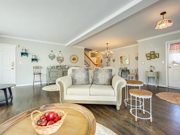 168-03 Powells Cove Boulevard image 14 of 48