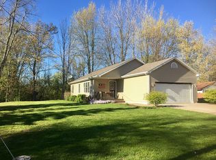 699 E Forestlawn Dr, Midland, MI 48640