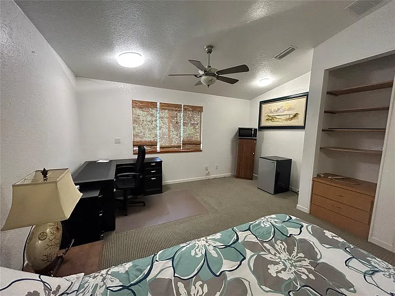 18620 Wayne Rd #1 — Photo 9