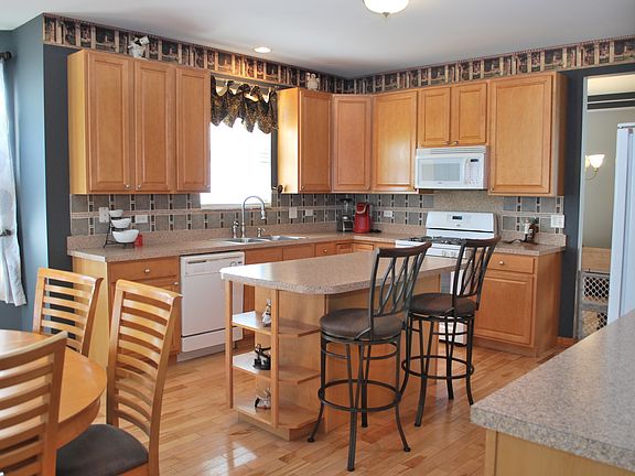 2nd image of 11343 S Highland Dr
