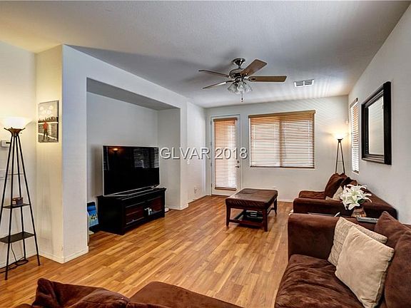 3rd image of 7296 Fountain Village Ave