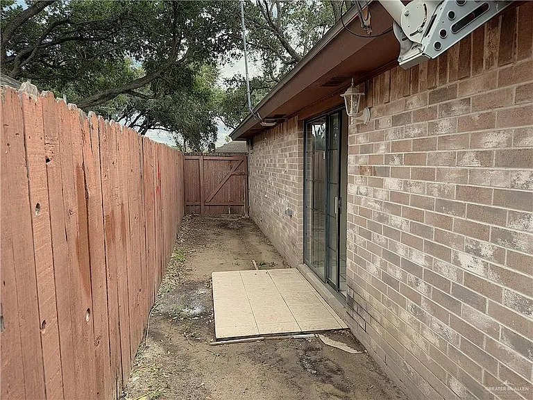 716 Mynah Ave #3 — Photo 17