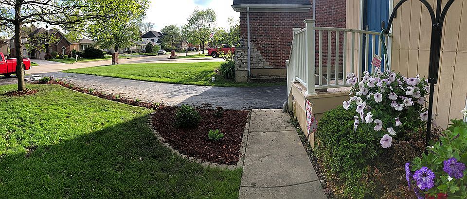 2nd image of 541 W Lorraine Ave