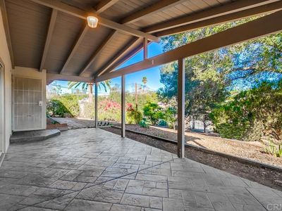2015 Summit Dr, Escondido, CA, 92025