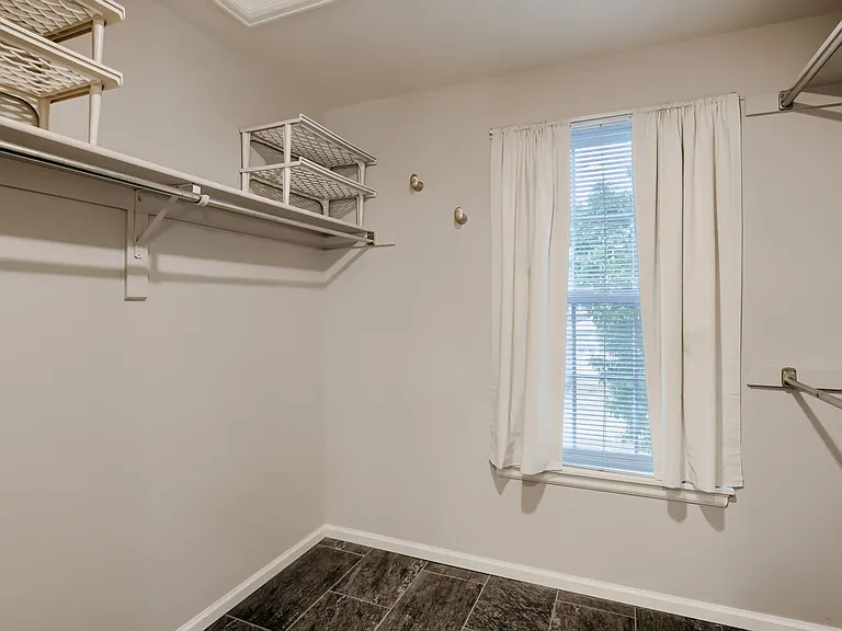5648 S Iris Way — Photo 13