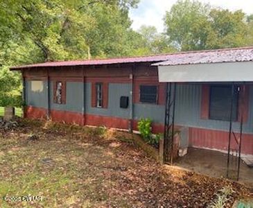 930 Oak Grove Rd, Lexington, TN, 38351