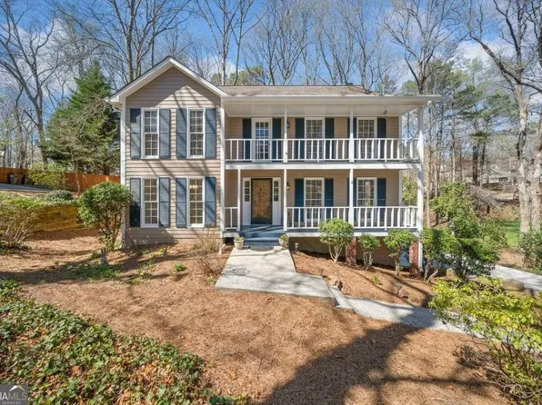 1522 Wood Valley Dr, Marietta, GA 30066