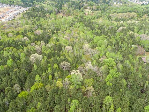 3rd image of 3607 Masters Rd