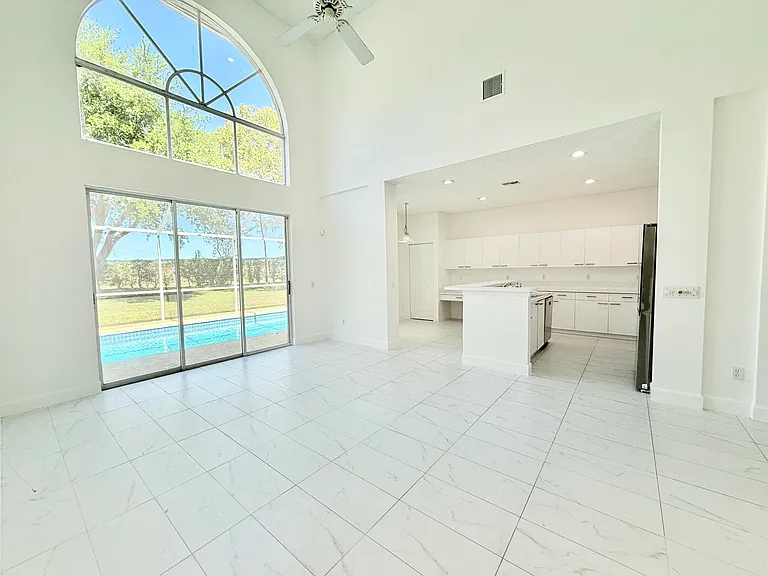 10875 Old Bridgeport Ln — Photo 20