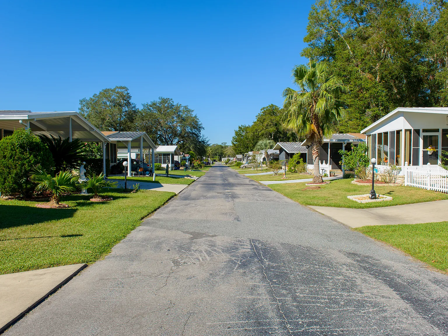 Paddock Park South — Photo 3