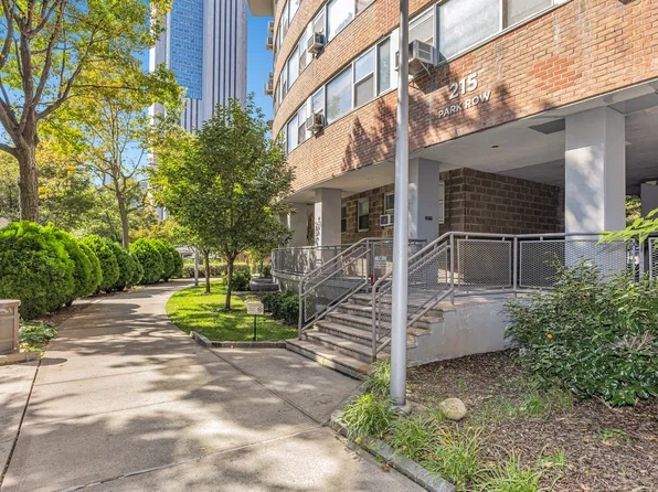 215 Park Row image 6 of 6