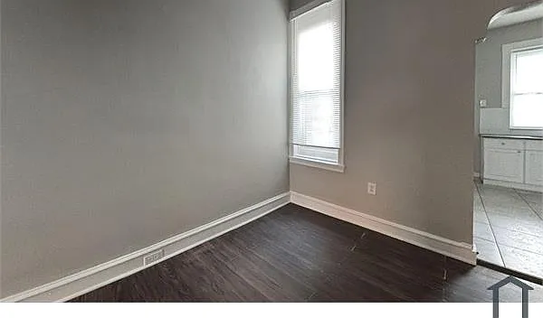 3 bed, 1080 sqft, $1,450 — Photo 3