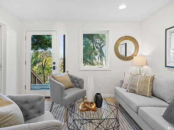 3rd image of 132 Peralta Ave