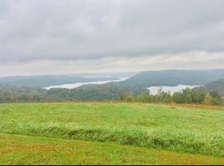 102C Swan Ln, Hilham, TN 38568