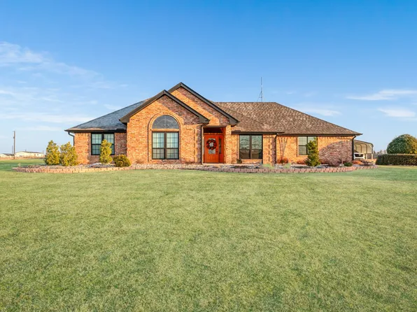 2748 Farm Road 2820, Sumner, TX 75486