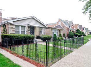8543 S King Dr, Chicago, IL 60619