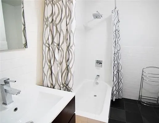 Rented by Compass | media 49