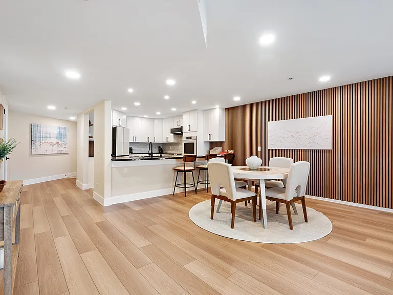 2414 Front St #16 — Photo 30