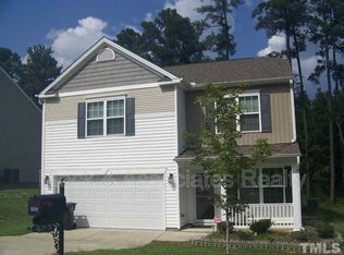 101 Stone Chase Way, Spring Lake, NC 28390