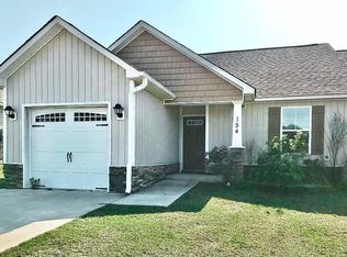 154 Pine Hollow Rd, Holly Ridge, NC 28445