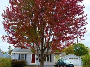 4438 Yates Ave N, Crystal, MN 55422