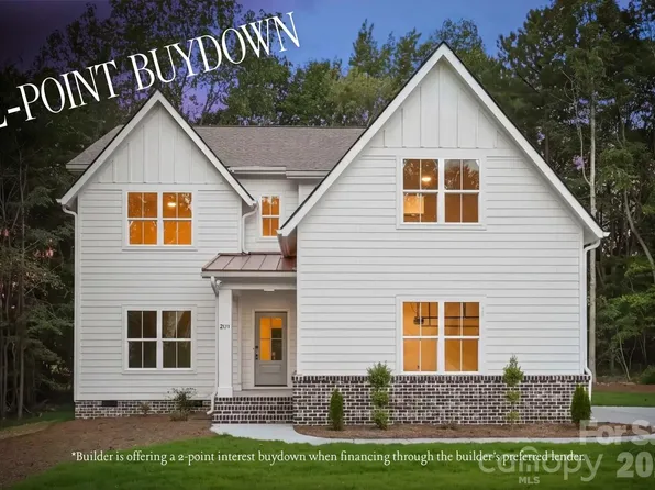2311 Chateau Ct, Matthews, NC 28105