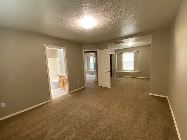 16653 New Colony Ave — Photo 6