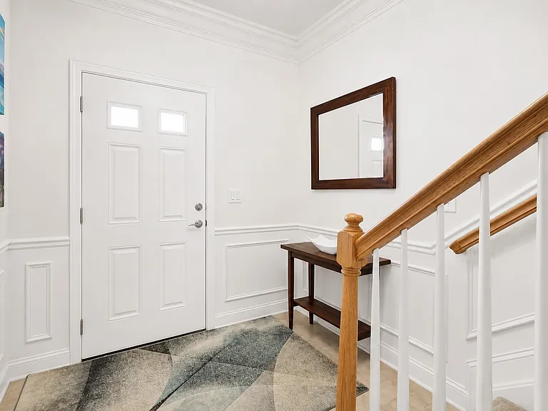 4496 Congressional Dr — Photo 10