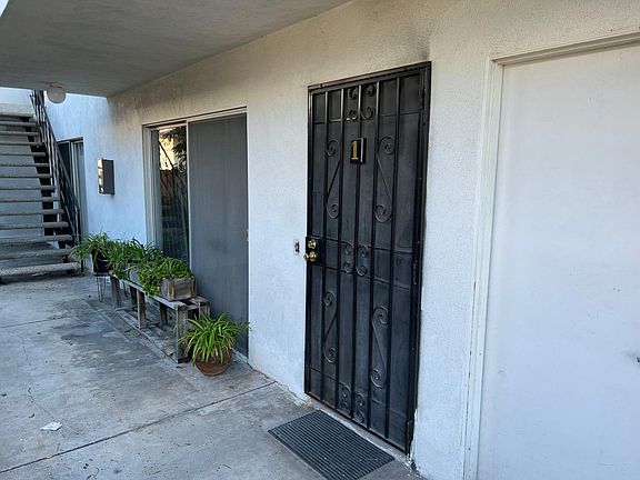4th image of 11078 Culver Blvd