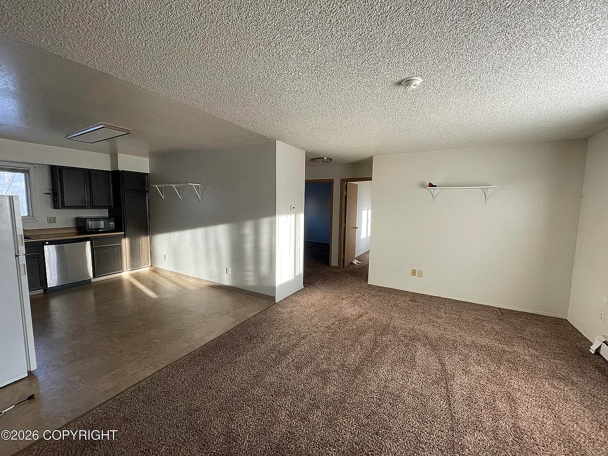 Photo 2 of 5 - 8621 Molanary Dr #2 - Anchorage, AK Building Photo - 8621 Molanary Dr #2