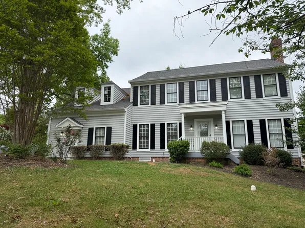 11801 Gardenia Dr, Fredericksburg, VA 22407