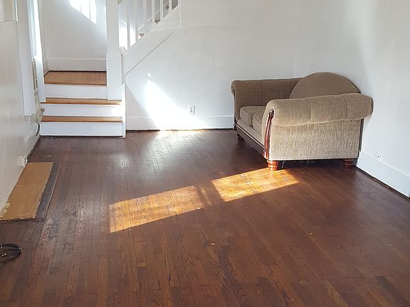3rd image of 5034 N Saint Louis Ave