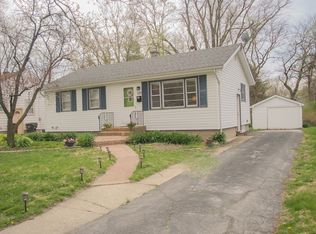 1219 Hickory Rd, Homewood, IL 60430