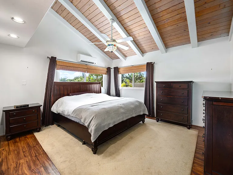 Bedroom 4, primary