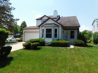 500 Windover Cir, Buffalo Grove, IL 60089