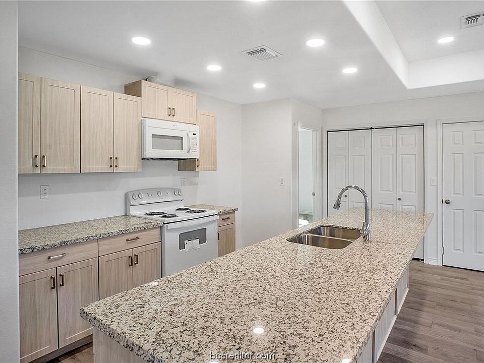 1st image of 14 Lenora Dr Lot 21