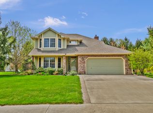 4741 Winterberry Pl, Columbus, IN 47201