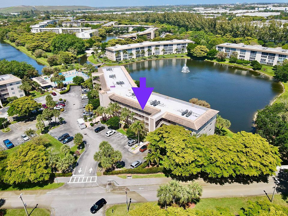 1st image of 1902 Bermuda Circle #J4