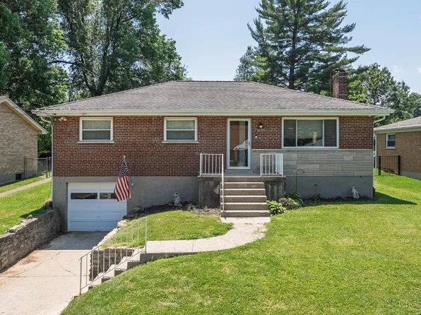 6147 Charity Dr, Cincinnati, OH 45248