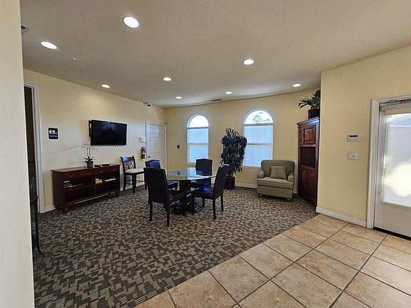 4th image of 45245 Seeley Dr #4524518D