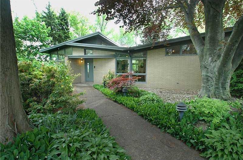 2nd image of 2282 Elmhill Rd